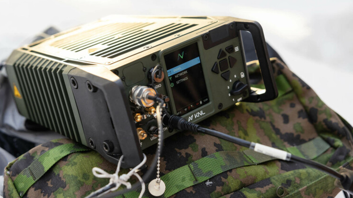 Screenshot 2026-07-14 at 10-41-44 Modern field radio technology in Ukraine war communications – KNL